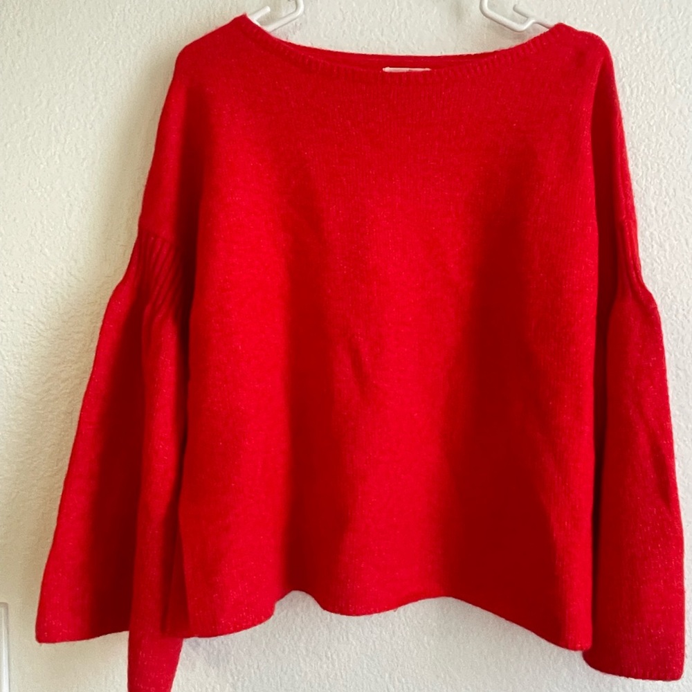 Lou & Grey Flared Sleeve Sweater Top